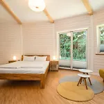 Kugelhaus Solveig - Zeitloses Holzhaus In Kugelform Für Stille Momente In Der Ferienhaus